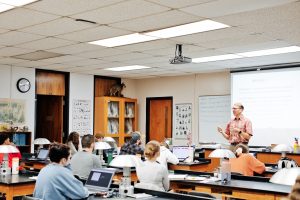 A WPCC instructor teaching in a science lab.
